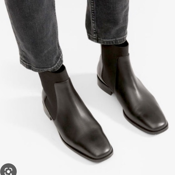 Everlane Square Toe Chelsea Boots - Picture 1 of 7